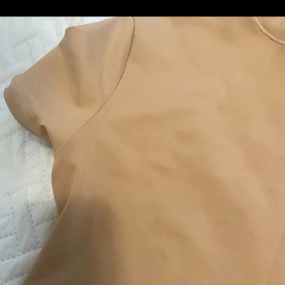 Skims SWIM set Top & Bottom - Picture 3 of 5